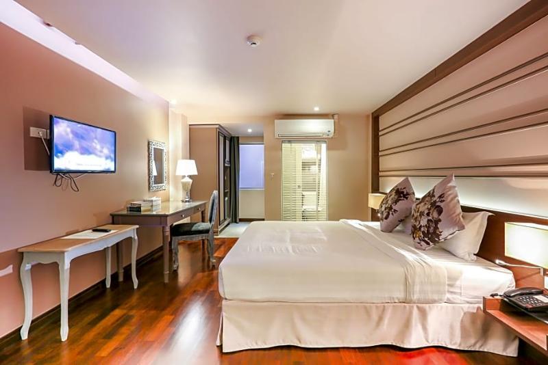 The Sathon Vimanda Hotel Бангкок Экстерьер фото