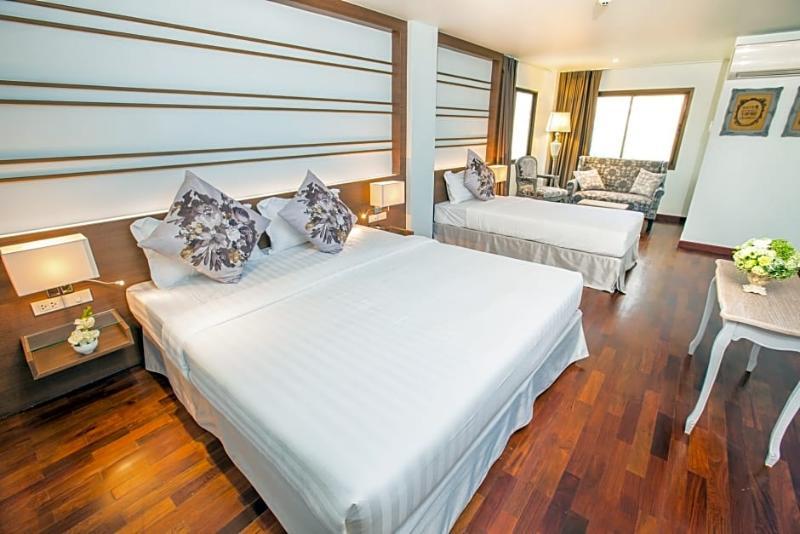 The Sathon Vimanda Hotel Бангкок Экстерьер фото